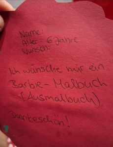 Die Kinder vom Landkinderheim "Am Huy" in Anderbeck hatten zuvor kleine Wunschzettel für den Wohnpark geschrieben. Foto: Humanas