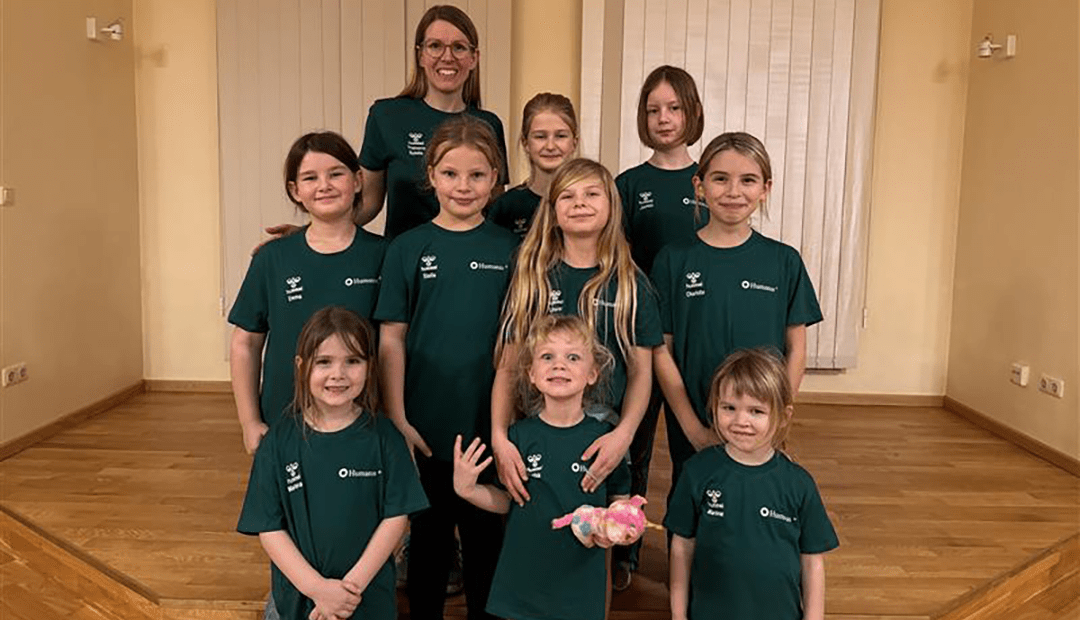 Humanas unterstützt „Bornstedter Dance-Kids“ mit neuen T-Shirts